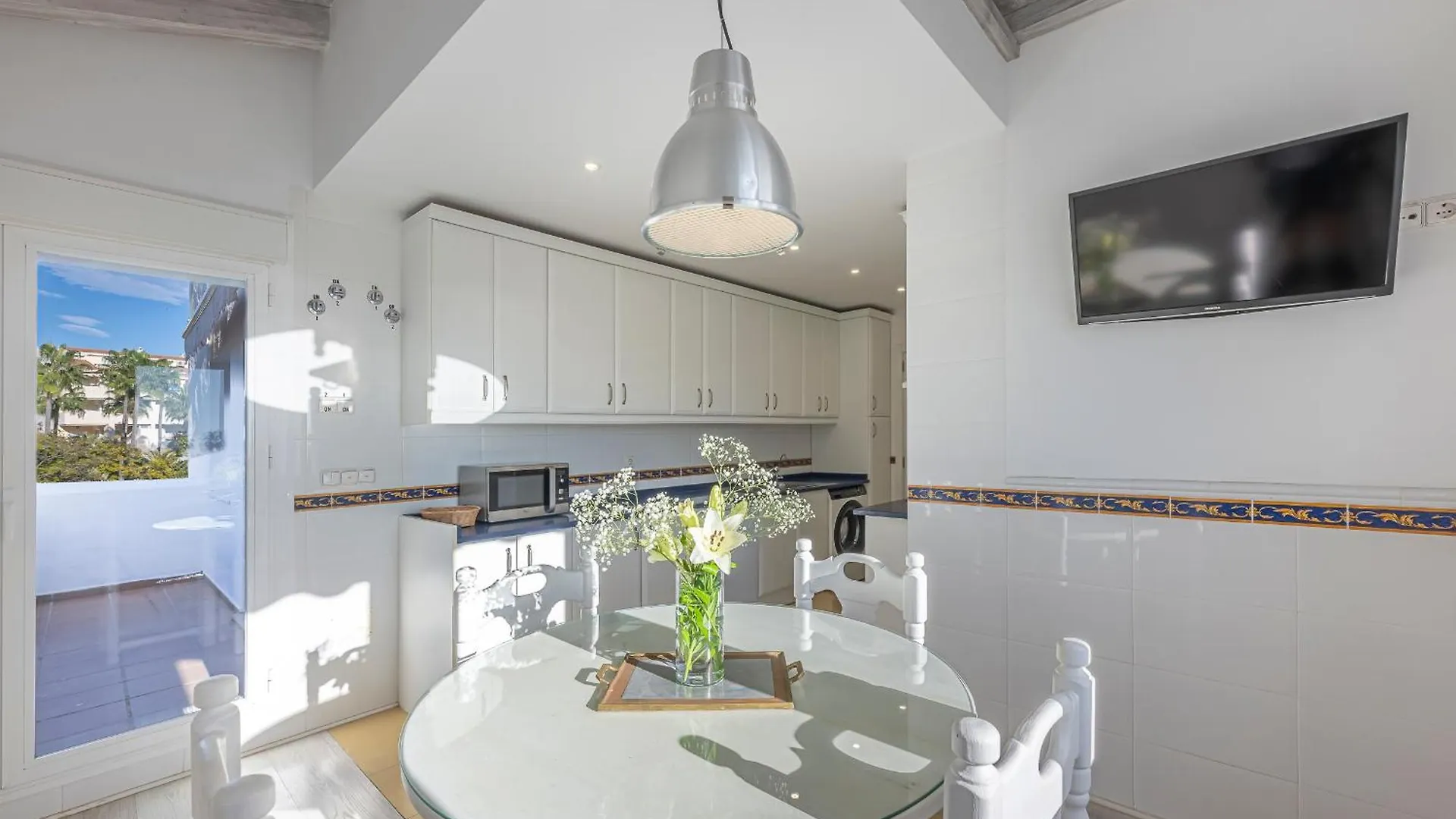 Increible Piso 4 Dorm, Terraza, Parking & Pool Apartment Marbella
