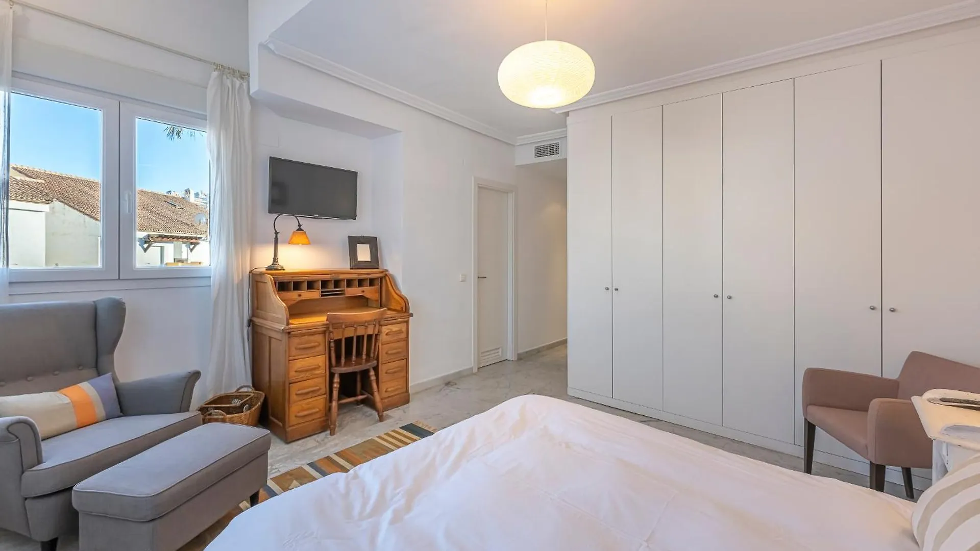 Increible Piso 4 Dorm, Terraza, Parking & Pool Apartment Marbella 0*,  Spain