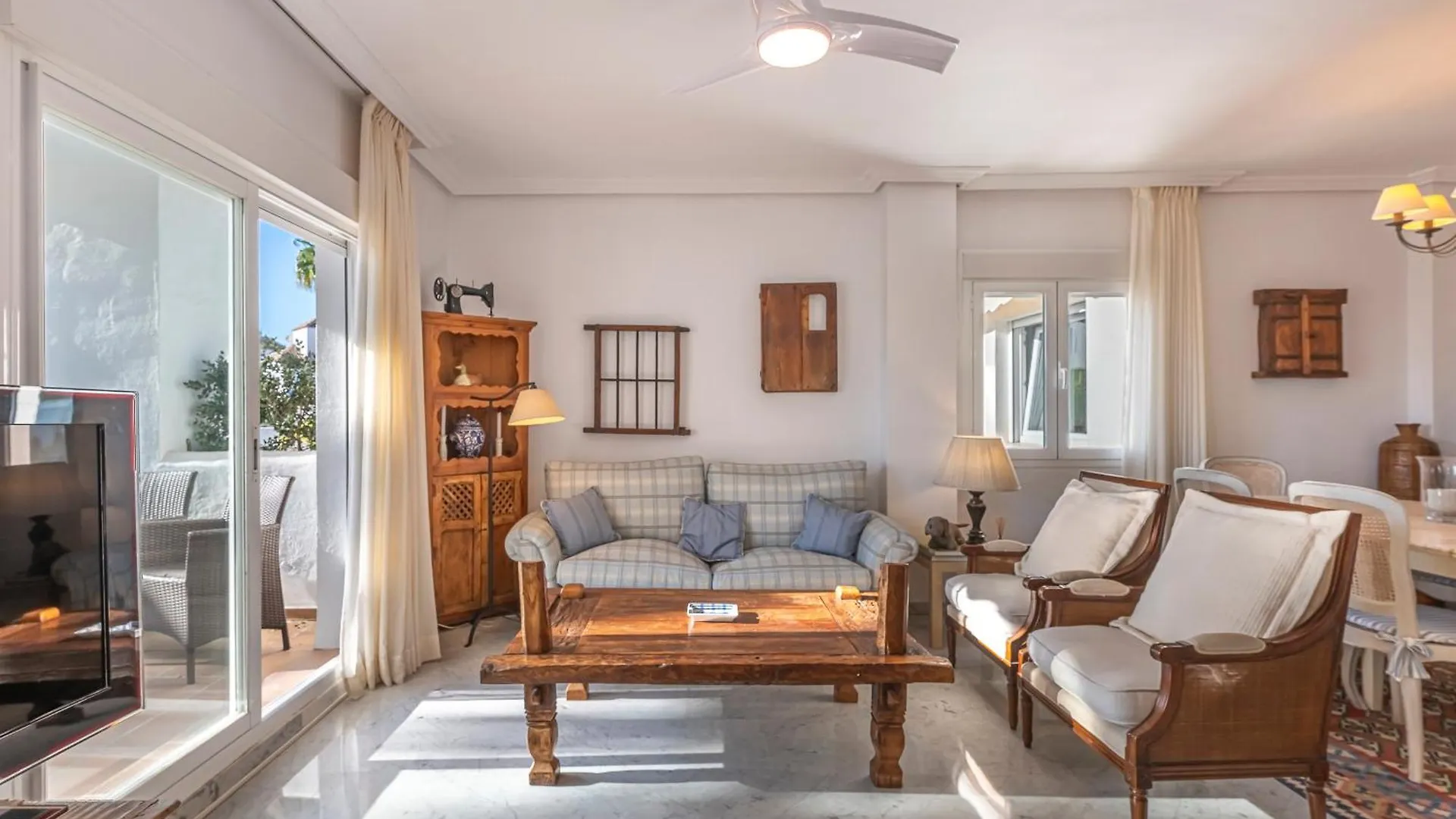 Increible Piso 4 Dorm, Terraza, Parking & Pool Apartment Marbella