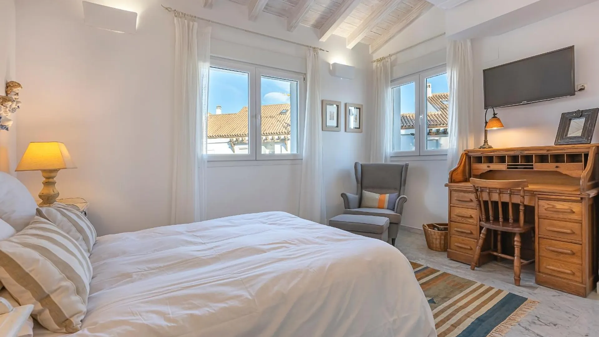 Increible Piso 4 Dorm, Terraza, Parking & Pool Apartment Marbella