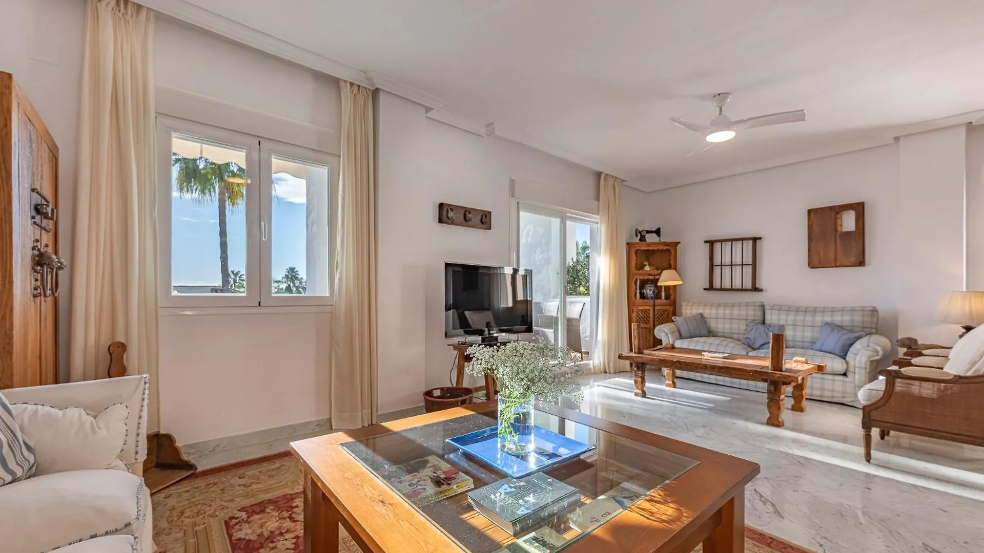 Increible Piso 4 Dorm, Terraza, Parking & Pool Apartment Marbella