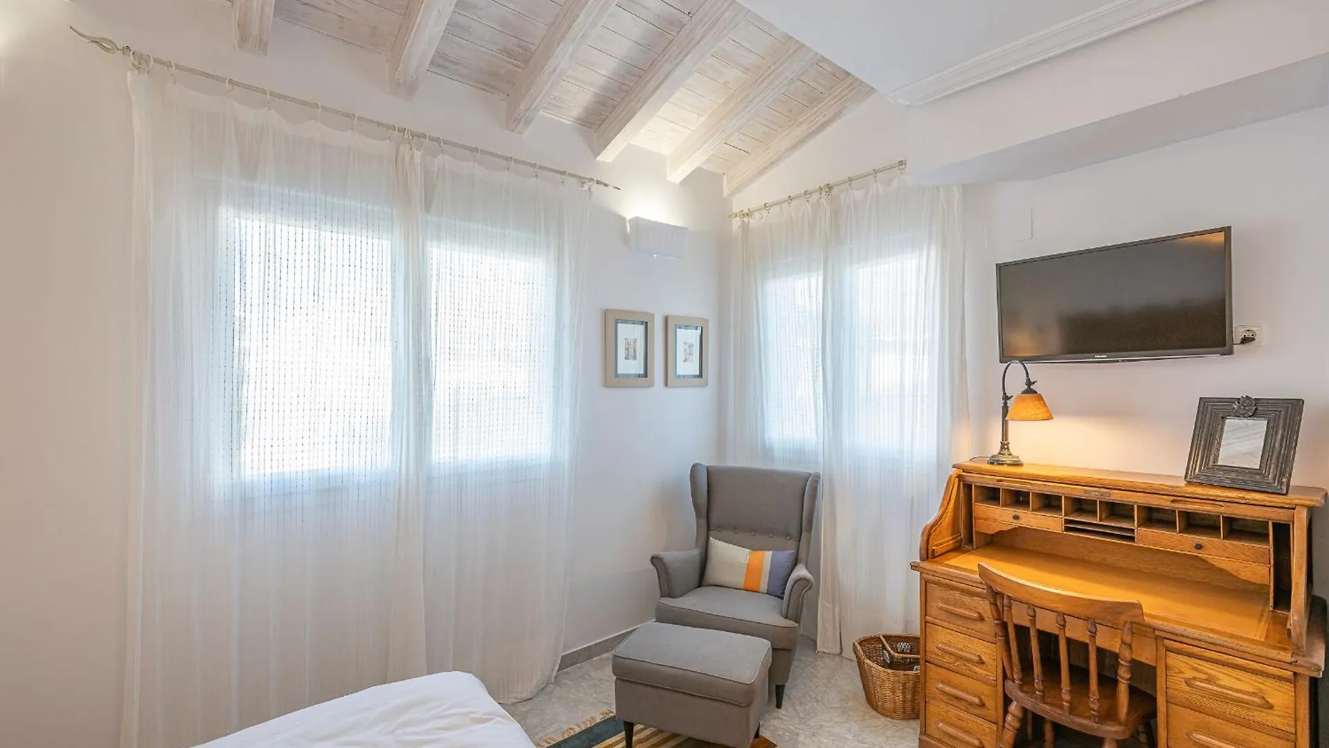 Increible Piso 4 Dorm, Terraza, Parking & Pool Apartment Marbella 0*,  Spain