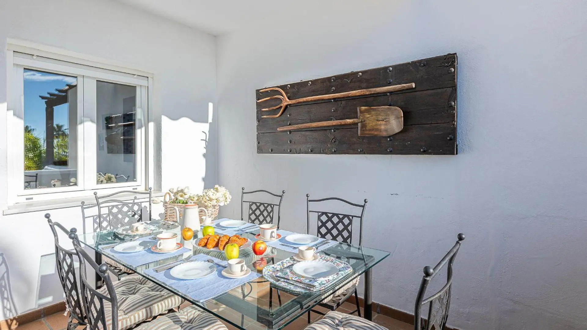Increible Piso 4 Dorm, Terraza, Parking & Pool Apartment Marbella Spain
