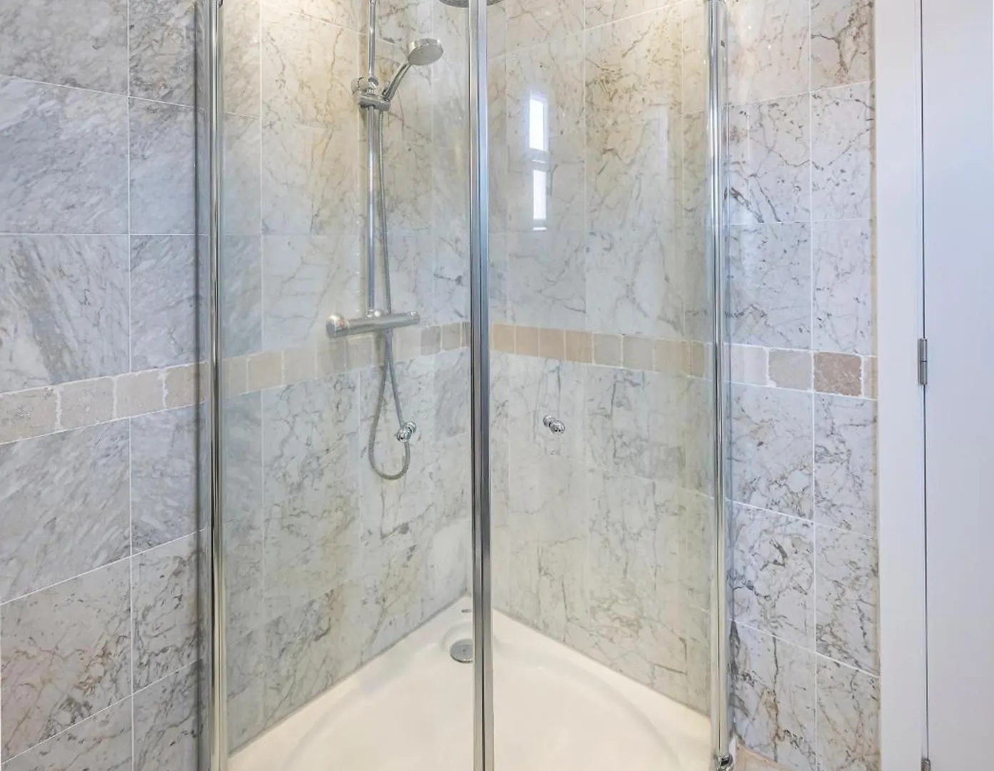 Increible Piso 4 Dorm, Terraza, Parking & Pool Appartement Marbella 0*,